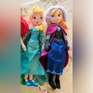 Disney Store Frozen Anna and Elsa Plush 18” Stuffed dolls